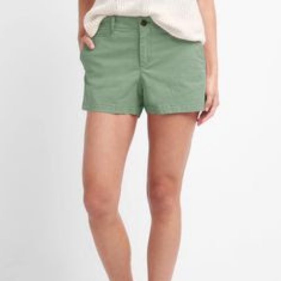 GAP Pants - Gap twill summer shorts in jungle green